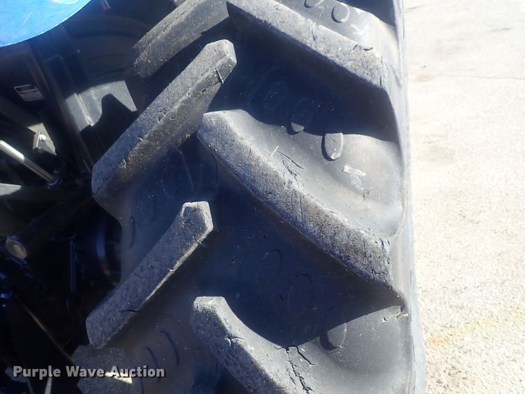 image for item DI7436 2008 New Holland T6030  tractor