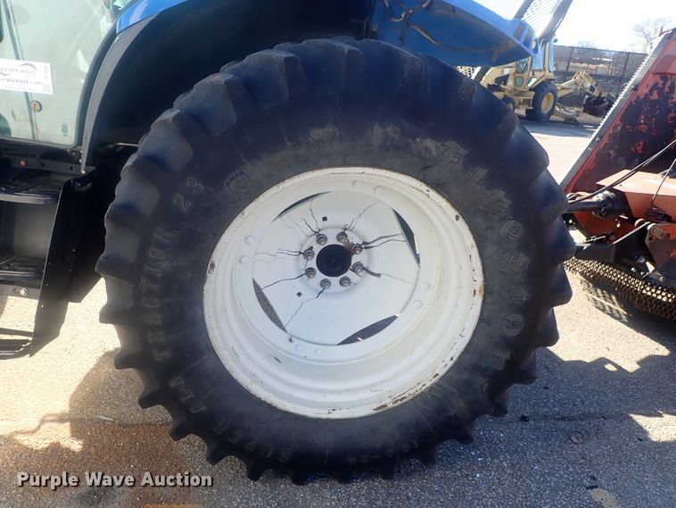 image for item DI7436 2008 New Holland T6030  tractor