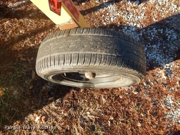 image for item DI8180 Vermeer R23 hay rake