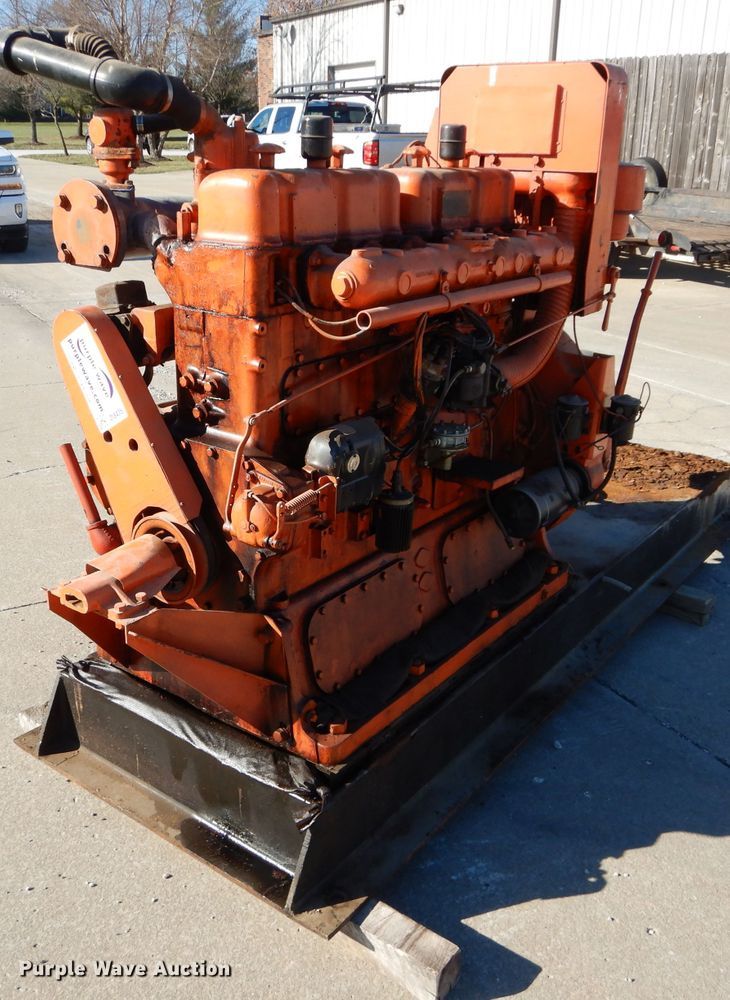 image for item DI8435 Waukesha 145GK  engine