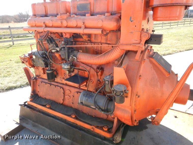 image for item DI8435 Waukesha 145GK  engine