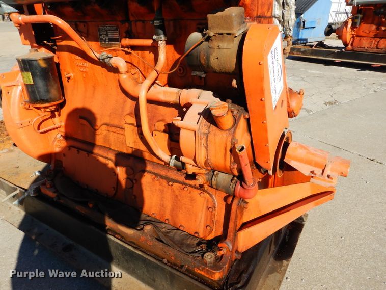 image for item DI8435 Waukesha 145GK  engine