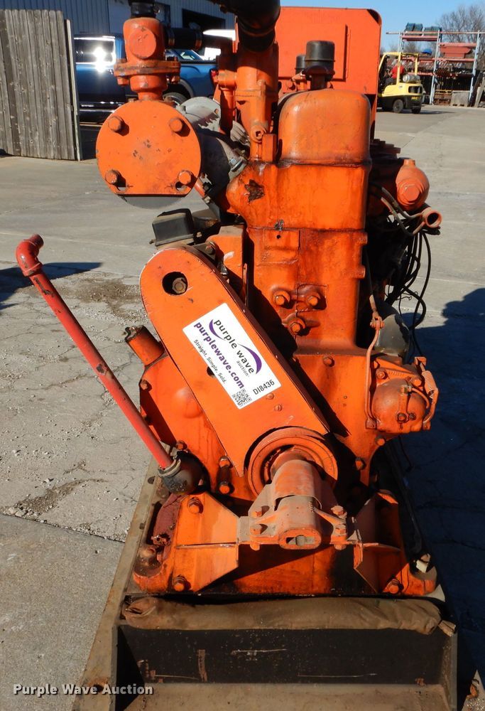 image for item DI8436 Waukesha 145GK  engine