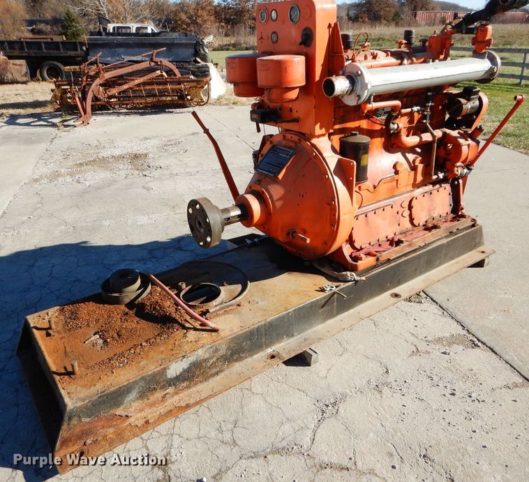 image for item DI8436 Waukesha 145GK  engine