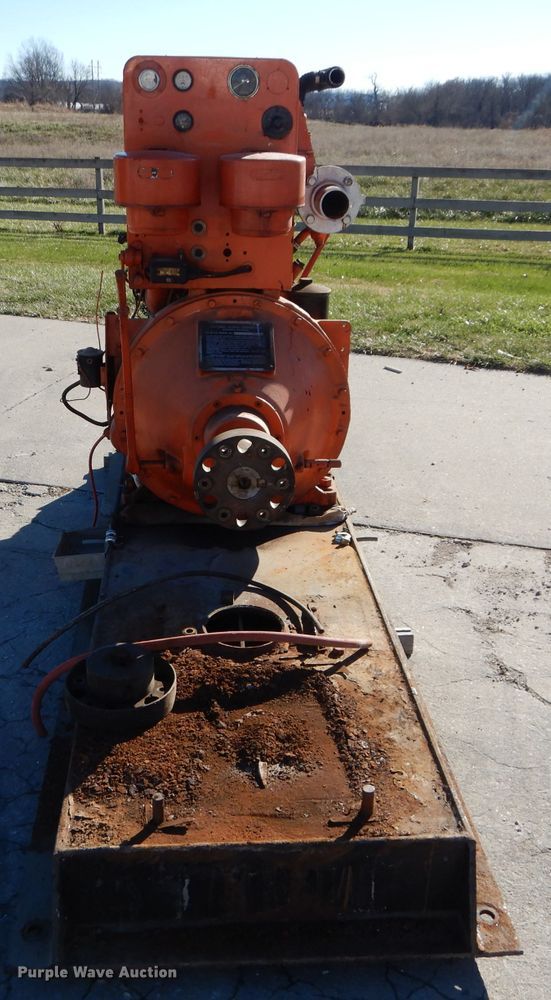 image for item DI8436 Waukesha 145GK  engine