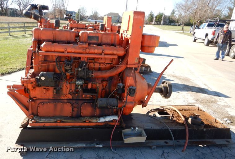 image for item DI8436 Waukesha 145GK  engine