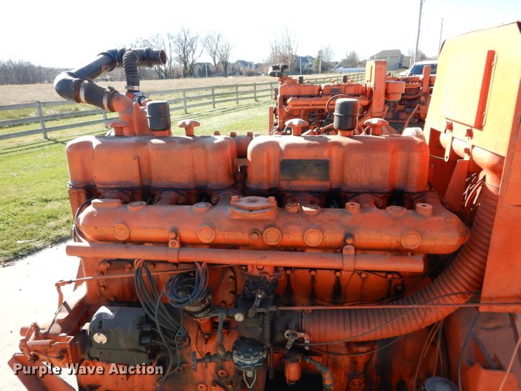 image for item DI8436 Waukesha 145GK  engine