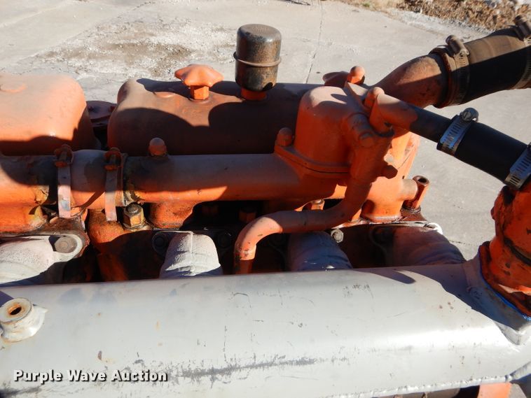 image for item DI8436 Waukesha 145GK  engine