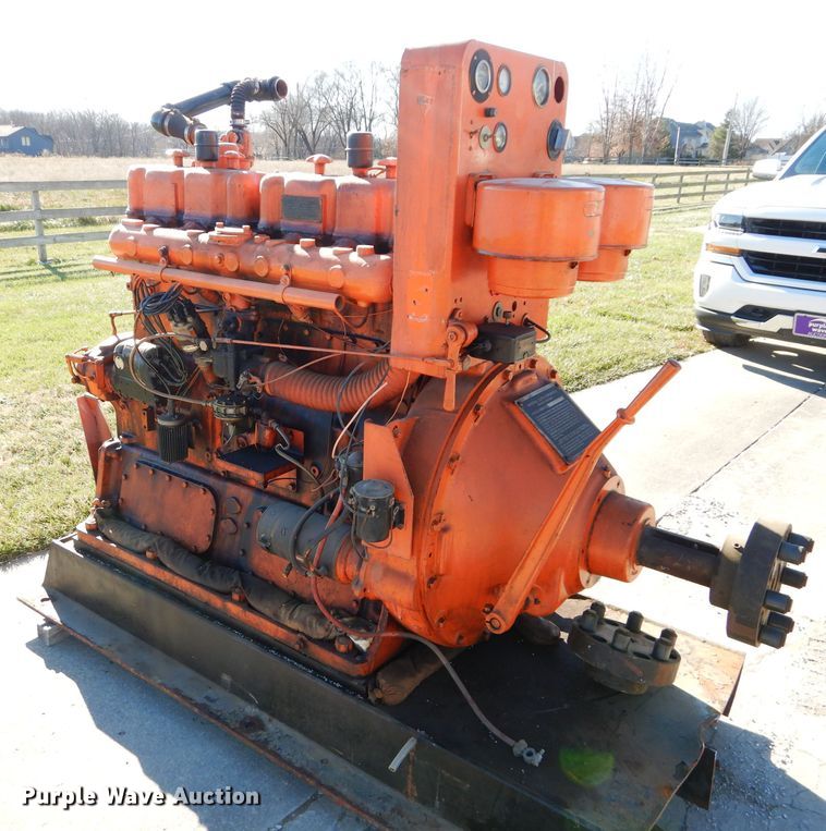 image for item DI8437 Waukesha 145GK  engine