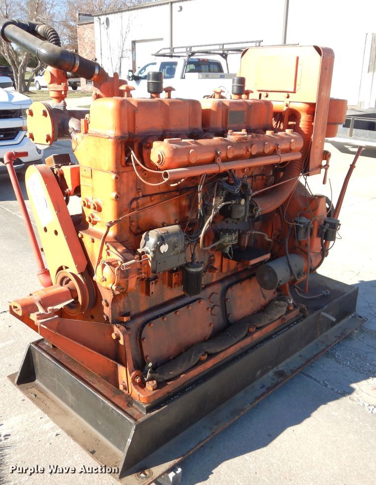 image for item DI8437 Waukesha 145GK  engine