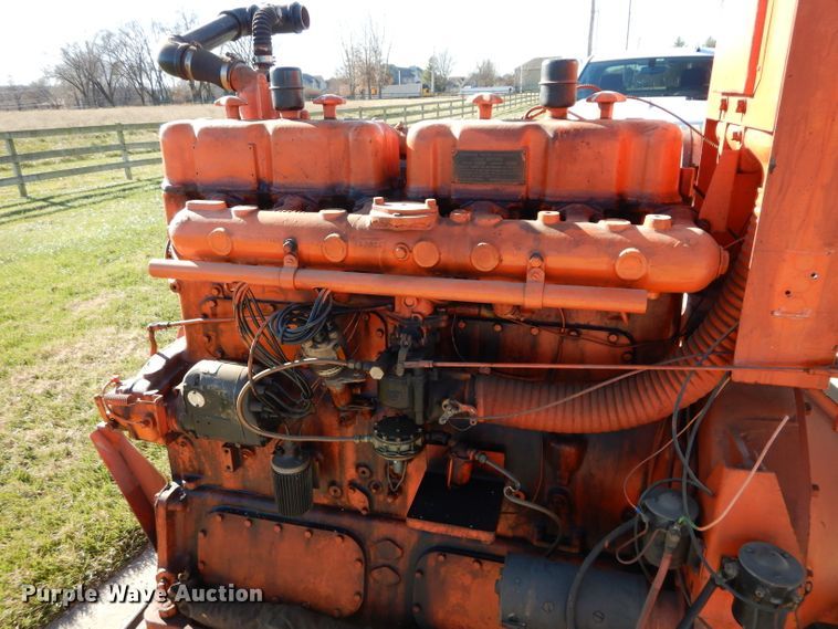 image for item DI8437 Waukesha 145GK  engine