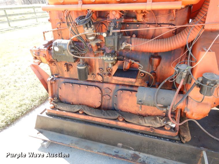 image for item DI8437 Waukesha 145GK  engine