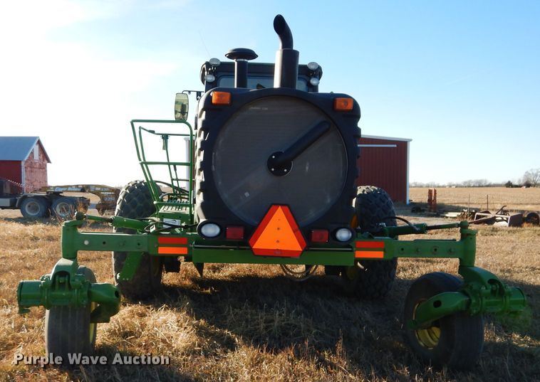 image for item DI8440 2011 John Deere R450  windrower