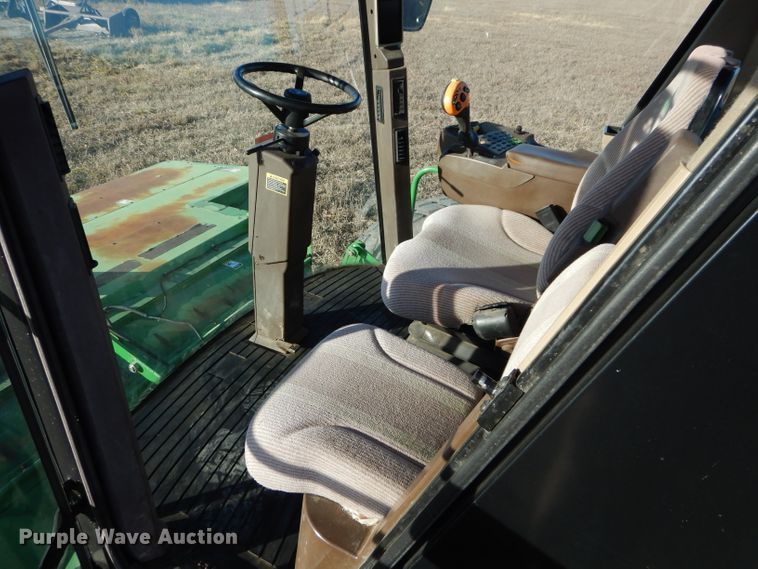 image for item DI8440 2011 John Deere R450  windrower