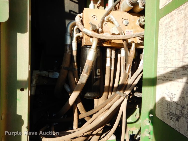 image for item DI8440 2011 John Deere R450  windrower