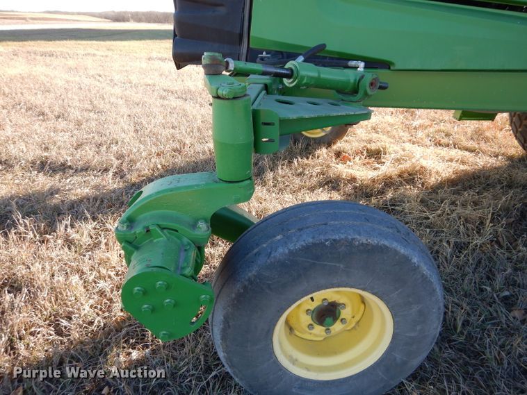 image for item DI8440 2011 John Deere R450  windrower
