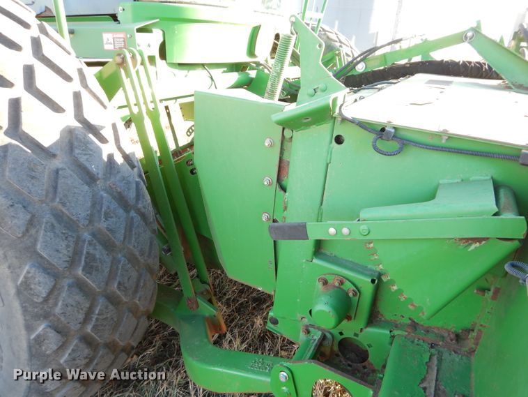 image for item DI8440 2011 John Deere R450  windrower
