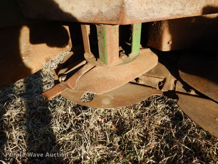 image for item DI8440 2011 John Deere R450  windrower