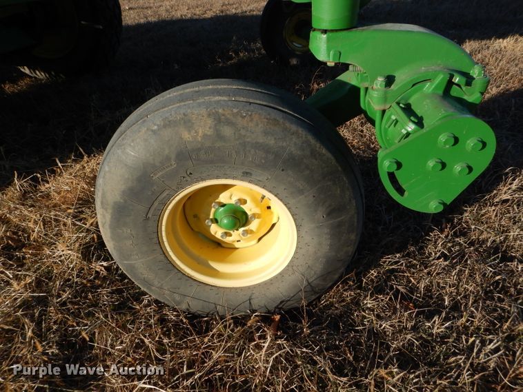 image for item DI8440 2011 John Deere R450  windrower