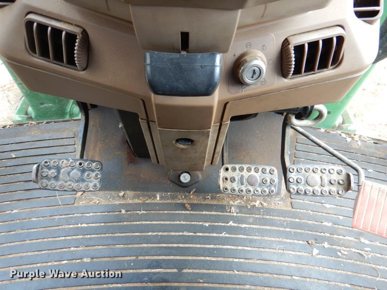 image for item DJ0282 1994 John Deere 6300  tractor