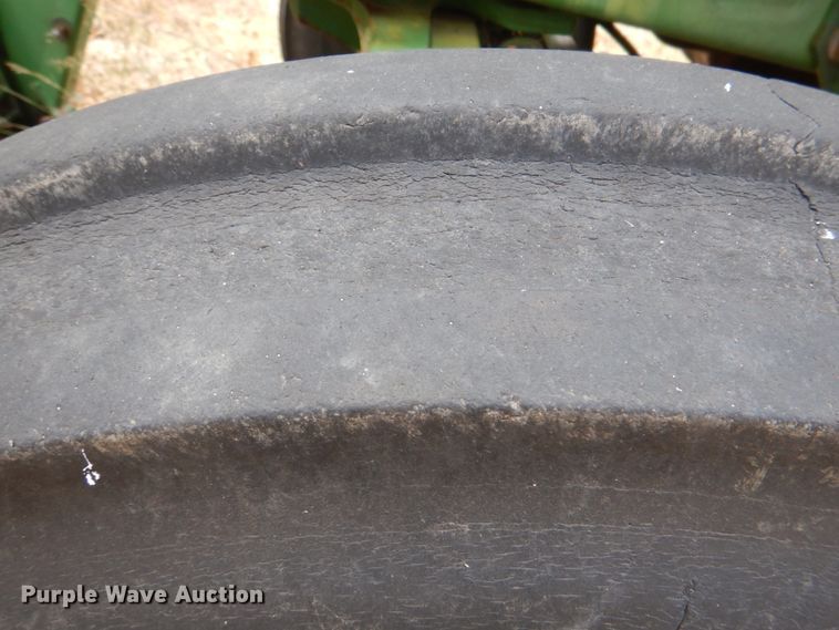 image for item DJ0282 1994 John Deere 6300  tractor