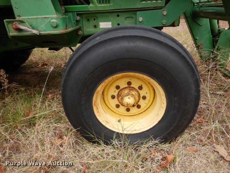 image for item DJ0282 1994 John Deere 6300  tractor