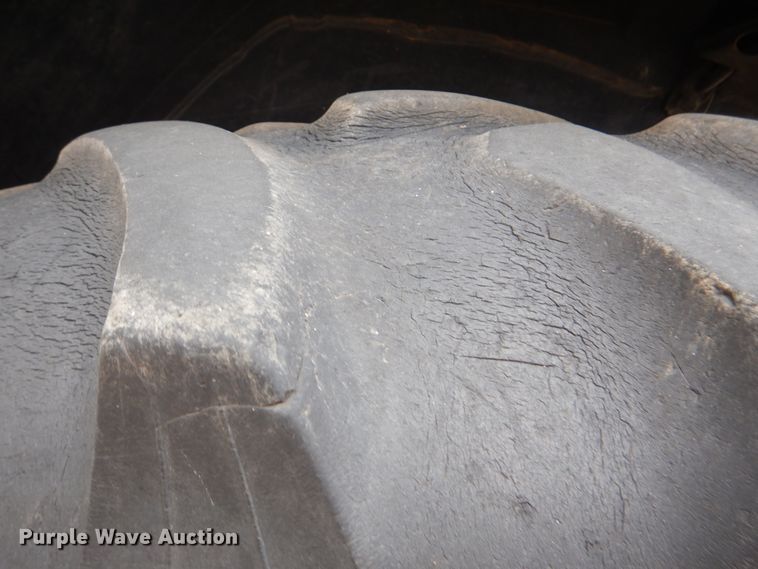 image for item DJ0282 1994 John Deere 6300  tractor