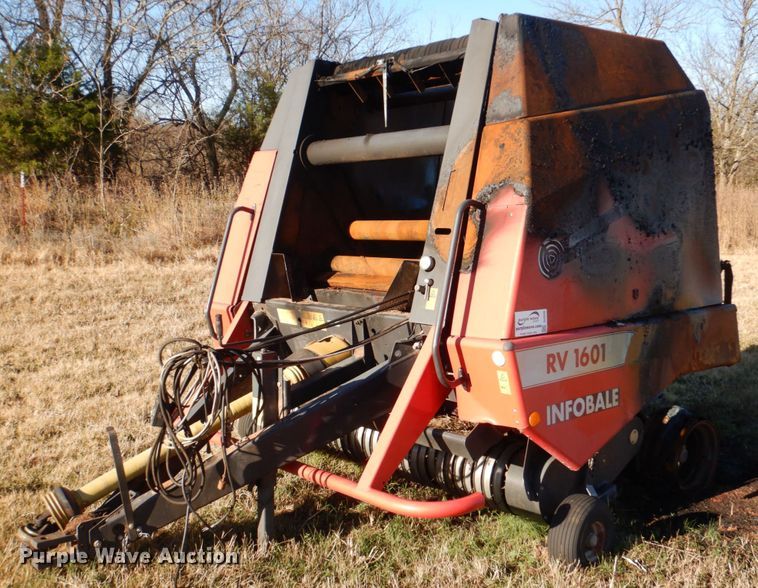image for item DJ0345 Vicon RV1601  round baler