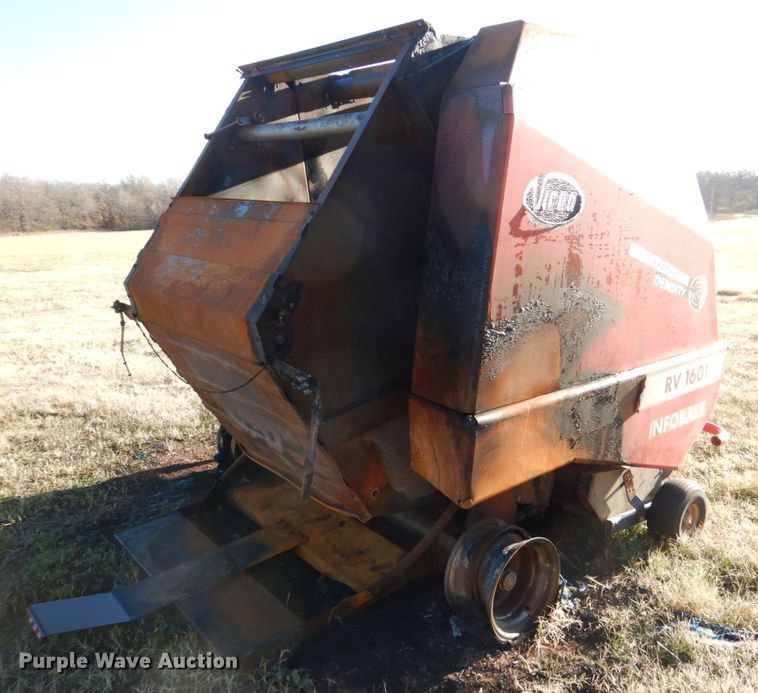 image for item DJ0345 Vicon RV1601  round baler