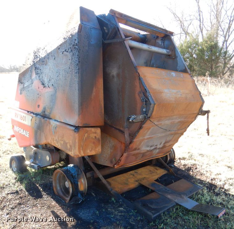 image for item DJ0345 Vicon RV1601  round baler