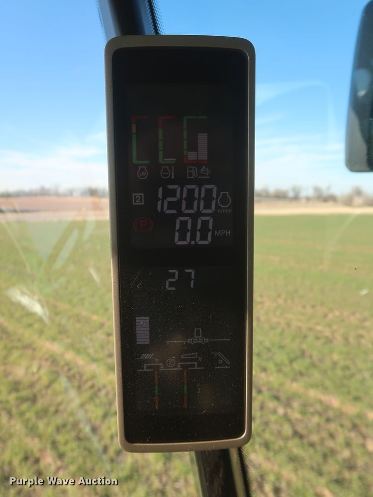 image for item DJ1821 2016 John Deere S670 STS  combine