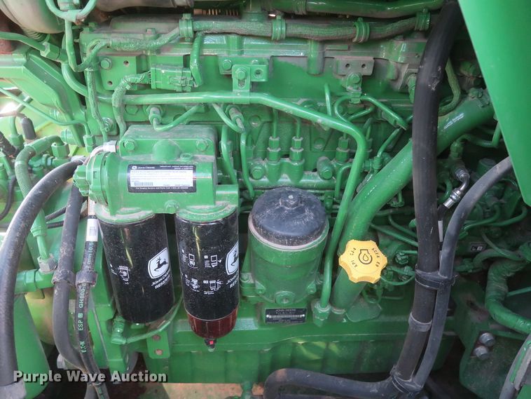 image for item DJ1821 2016 John Deere S670 STS  combine