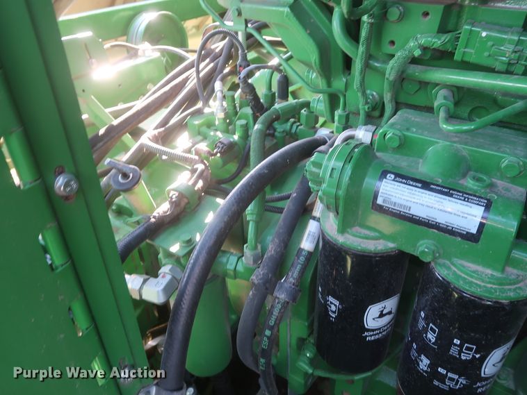 image for item DJ1821 2016 John Deere S670 STS  combine