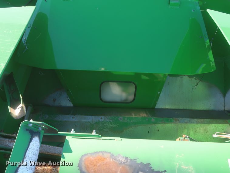 image for item DJ1821 2016 John Deere S670 STS  combine
