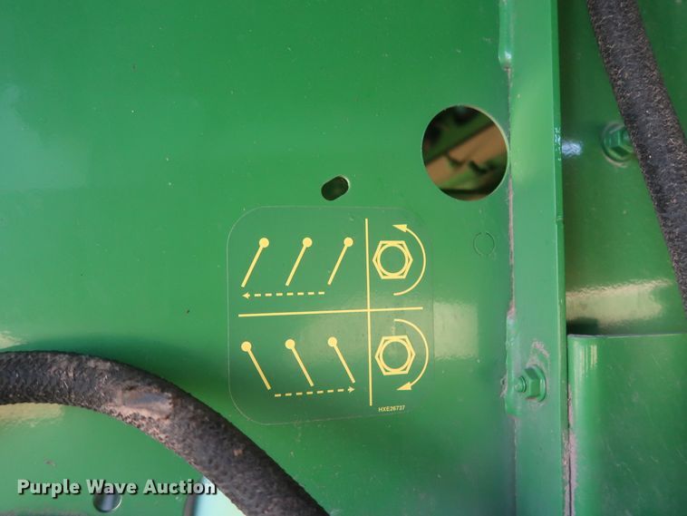 image for item DJ1821 2016 John Deere S670 STS  combine