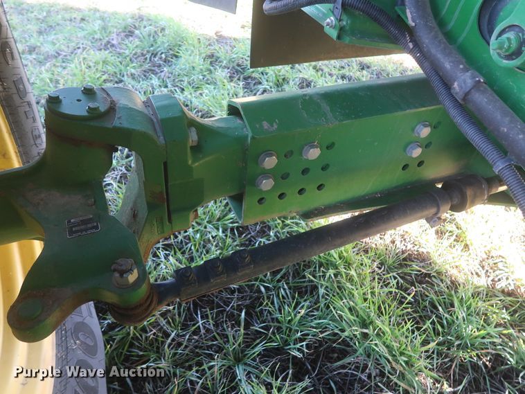 image for item DJ1821 2016 John Deere S670 STS  combine