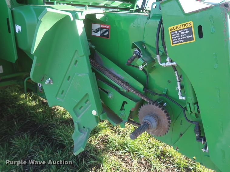 image for item DJ1821 2016 John Deere S670 STS  combine