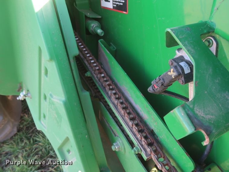 image for item DJ1821 2016 John Deere S670 STS  combine