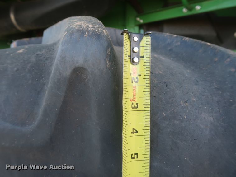 image for item DJ1821 2016 John Deere S670 STS  combine