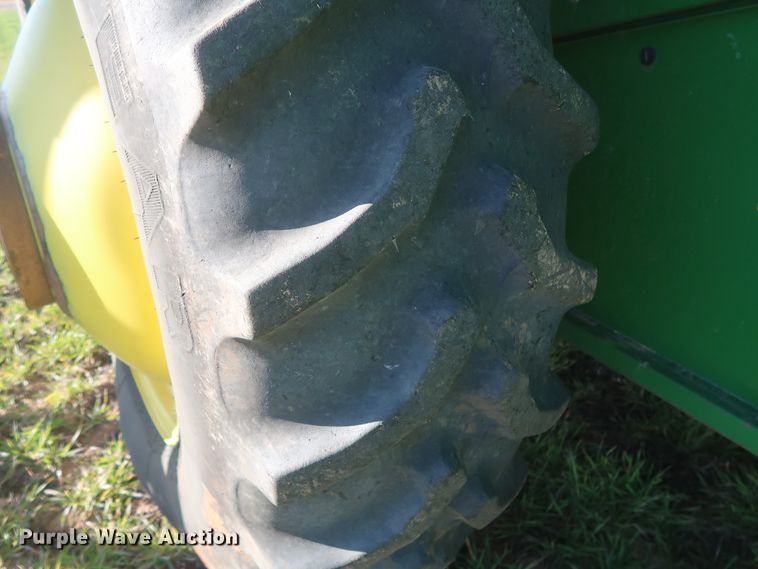 image for item DJ1821 2016 John Deere S670 STS  combine