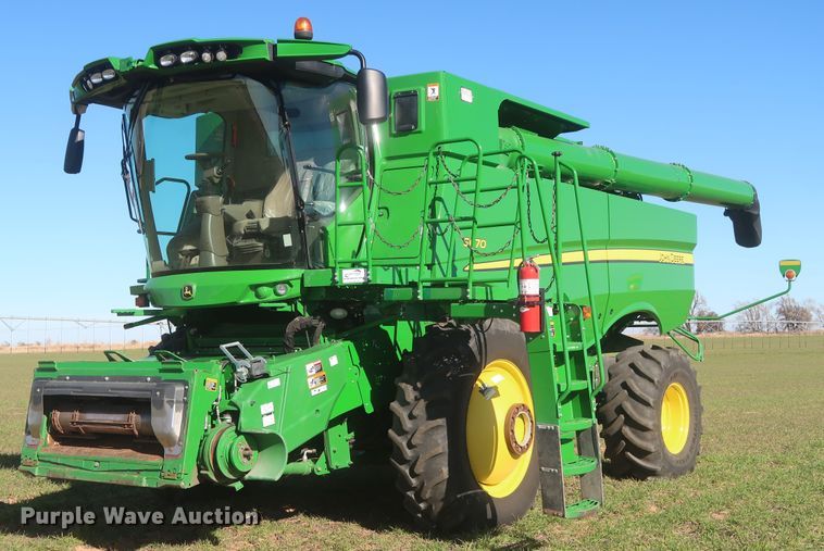 image for item DJ1822 2016 John Deere S670 STS  combine
