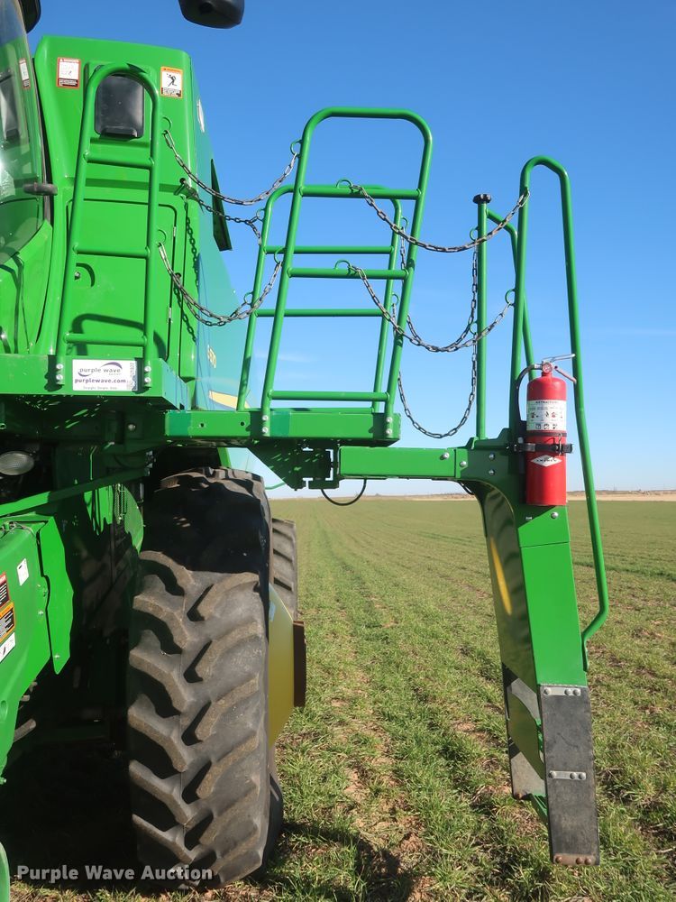image for item DJ1822 2016 John Deere S670 STS  combine