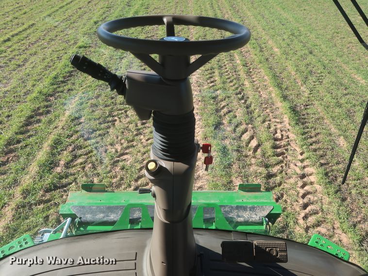 image for item DJ1822 2016 John Deere S670 STS  combine