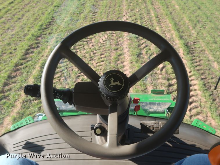 image for item DJ1822 2016 John Deere S670 STS  combine