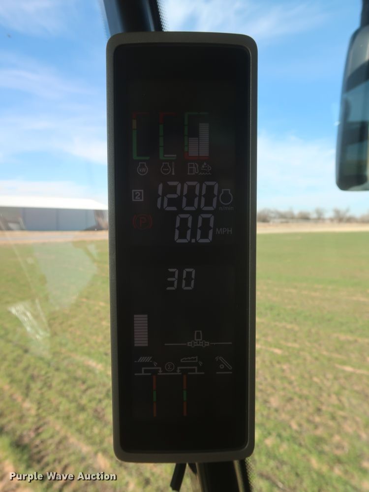 image for item DJ1822 2016 John Deere S670 STS  combine