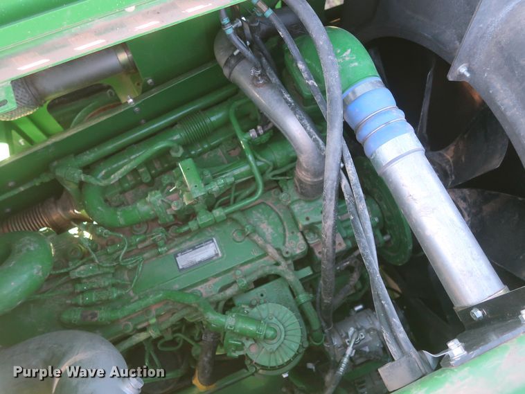 image for item DJ1822 2016 John Deere S670 STS  combine