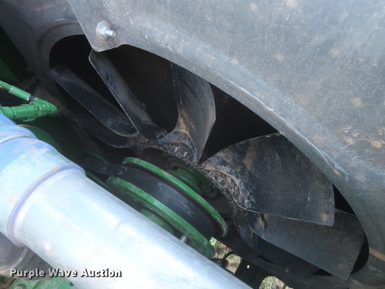 image for item DJ1822 2016 John Deere S670 STS  combine