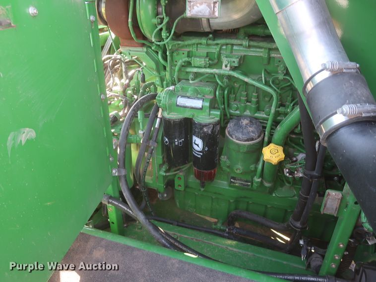 image for item DJ1822 2016 John Deere S670 STS  combine