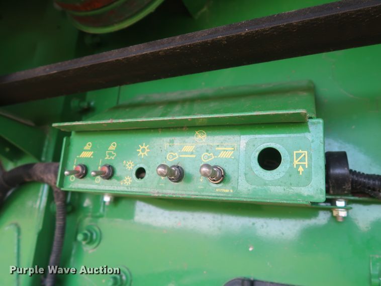 image for item DJ1822 2016 John Deere S670 STS  combine