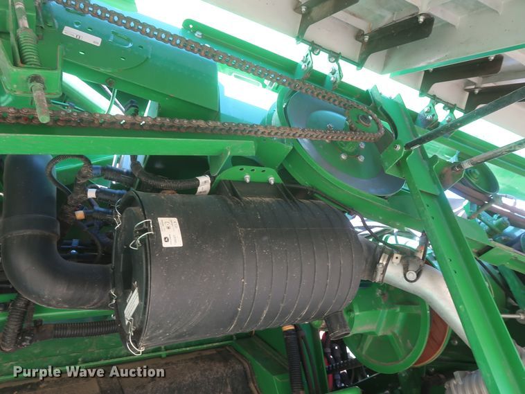 image for item DJ1822 2016 John Deere S670 STS  combine